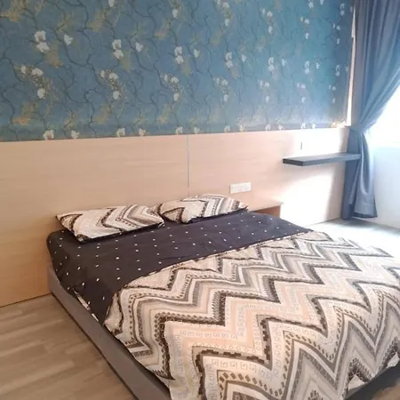 Muslim Homestay Blue Adik Aisyah Apartment Tanah Rata Exterior photo