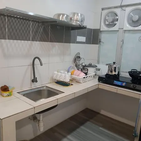Muslim Homestay Blue Adik Aisyah Apartment Tanah Rata Exterior photo